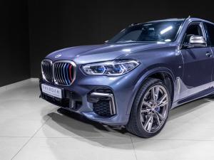 BMW X5 M50i - Image 9