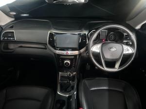 Mahindra XUV300 1.5TD W8 - Image 10