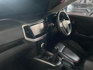 Mahindra XUV300 1.5TD W8 - Image 11