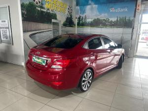 Hyundai Accent sedan 1.6 Fluid - Image 5