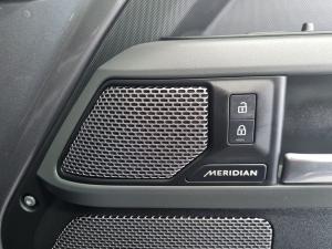 Land Rover Defender 110 D300 X - Image 9