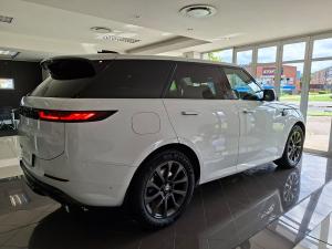Land Rover Range Rover Sport D350 Dynamic HSE - Image 3