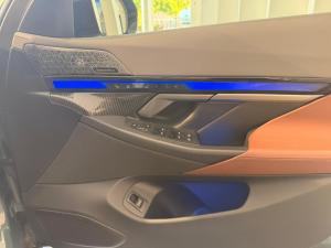 BMW i5 M60 xDrive - Image 16