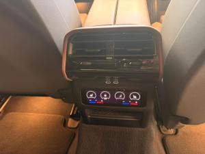 BMW i5 M60 xDrive - Image 19