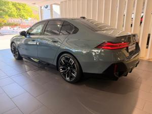 BMW i5 M60 xDrive - Image 6