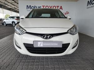 Hyundai i20 1.4 Fluid - Image 4