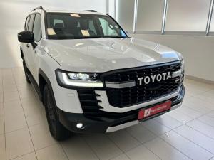 Toyota Land Cruiser 300 3.3D GR-Sport - Image 1