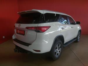 Toyota Fortuner 2.4GD-6 auto - Image 2