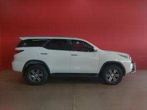 Toyota Fortuner 2.4GD-6 auto - Image 3