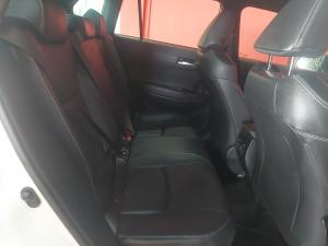 Toyota Corolla Cross 1.8 Hybrid XS - Image 11