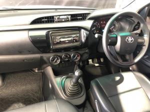 Toyota Hilux 2.0 single cab S (aircon) - Image 6