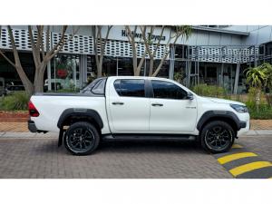 Toyota Hilux 2.8GD-6 double cab Legend auto - Image 3