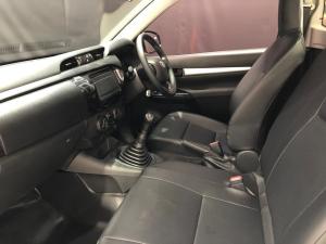 Toyota Hilux 2.0 single cab S (aircon) - Image 7