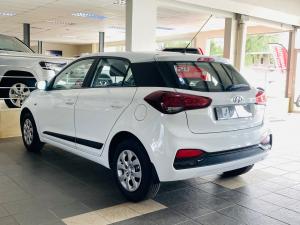 Hyundai i20 1.2 Motion - Image 16