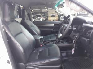 Toyota Hilux 2.4GD-6 single cab 4x4 SR - Image 14