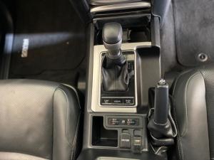 Toyota Prado VX-L 2.8GD automatic - Image 11