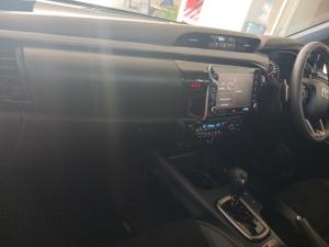 Toyota Hilux 2.8 GD-6 GR-S 4X4 automaticD/C - Image 14