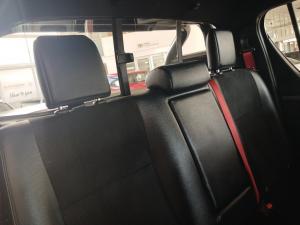 Toyota Hilux 2.8 GD-6 GR-S 4X4 automaticD/C - Image 17