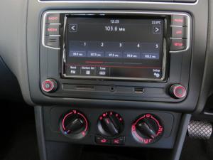 Volkswagen Polo Vivo 1.6 Comfortline TIP - Image 15