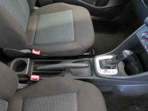 Volkswagen Polo Vivo 1.6 Comfortline TIP - Image 16
