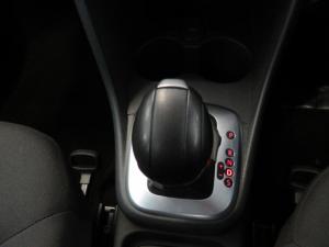 Volkswagen Polo Vivo 1.6 Comfortline TIP - Image 12