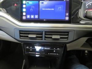 Volkswagen Polo 1.6 Life - Image 11