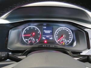 Volkswagen Polo 1.6 Life - Image 14