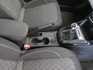 Volkswagen Polo 1.6 Life - Image 15