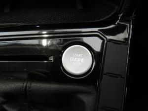 Volkswagen Polo 1.6 Life - Image 18