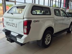 Isuzu D-MAX 1.9 Ddi LS 4X4 automatic D/C - Image 2