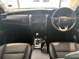 Toyota Fortuner 2.4GD-6 4X4 automatic - Image 6
