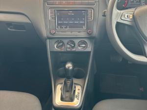Volkswagen Polo Vivo 1.6 Comfortline TIP - Image 12