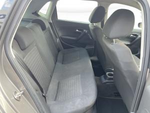 Volkswagen Polo Vivo hatch 1.4 Trendline - Image 15