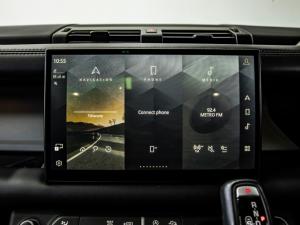 Land Rover Defender 110 D300 X-Dynamic HSE - Image 20