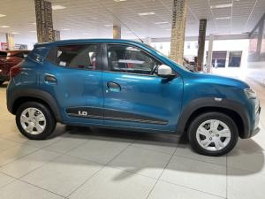 Renault Kwid 1.0 Techno manual - Image 2