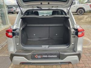 Nissan Magnite 1.0 Visia auto - Image 11