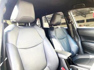 Toyota Corolla Cross 1.8 Hybrid XR - Image 8