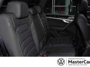 Volkswagen Touareg V6 TDI Executive R-Line - Image 9