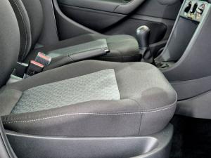 Volkswagen Polo Vivo hatch 1.4 - Image 27