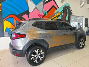 Renault Duster 1.2T hybrid Zen 4WD - Image 4