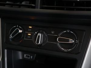 Volkswagen Polo hatch 1.0TSI Comfortline - Image 17