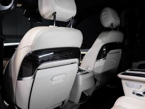 Mercedes-Benz V300d Executive - Image 17