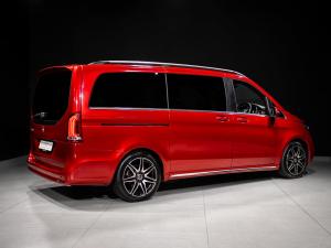 Mercedes-Benz V300d Executive - Image 25