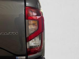 Nissan Navara 2.5DDTi double cab Stealth - Image 11