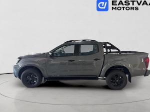 Nissan Navara 2.5DDTi double cab Stealth - Image 4