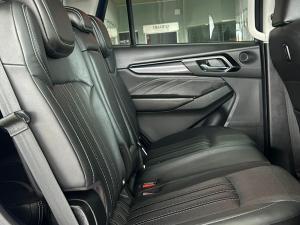 Isuzu mu-X 3.0TD LS 4x4 - Image 16