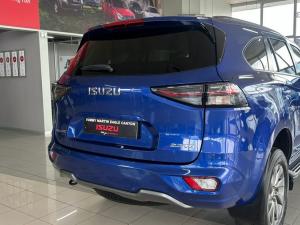 Isuzu mu-X 3.0TD LS 4x4 - Image 11