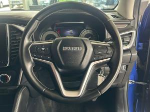 Isuzu mu-X 3.0TD LS 4x4 - Image 28