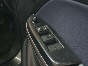 Toyota Starlet 1.4 XS auto - Image 17