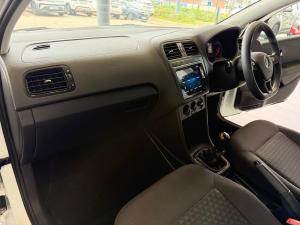 Volkswagen Polo Vivo hatch 1.4 - Image 26